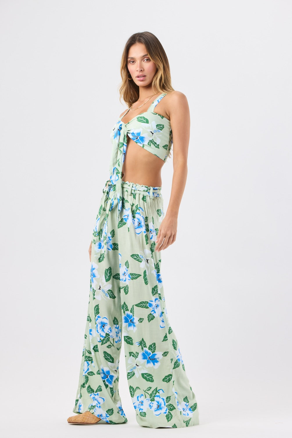 Lagoon Top